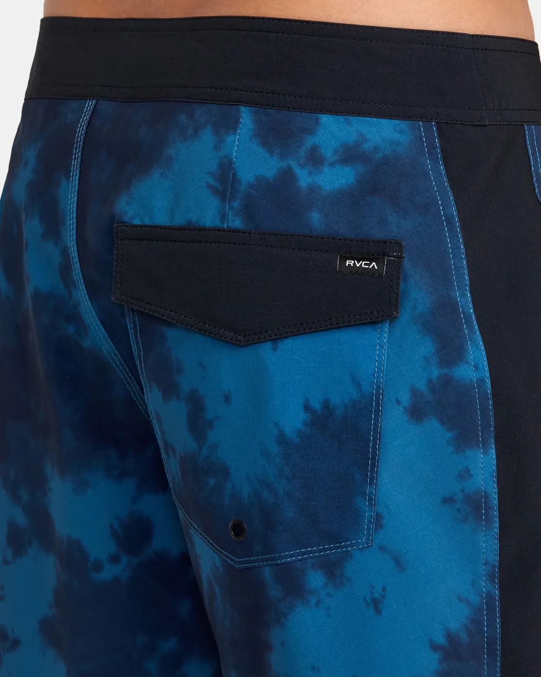 Apex Boardshorts 18" - Blue Tie Dye