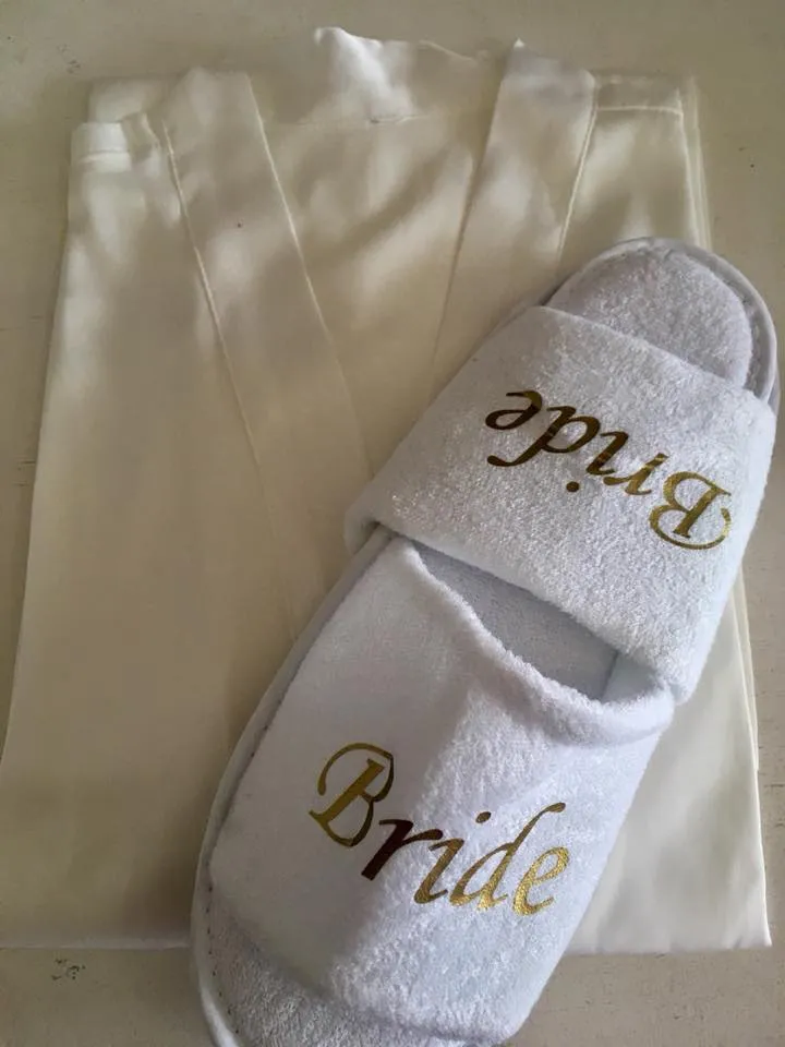 BRIDAL SLIPPERS GOLD WORDING