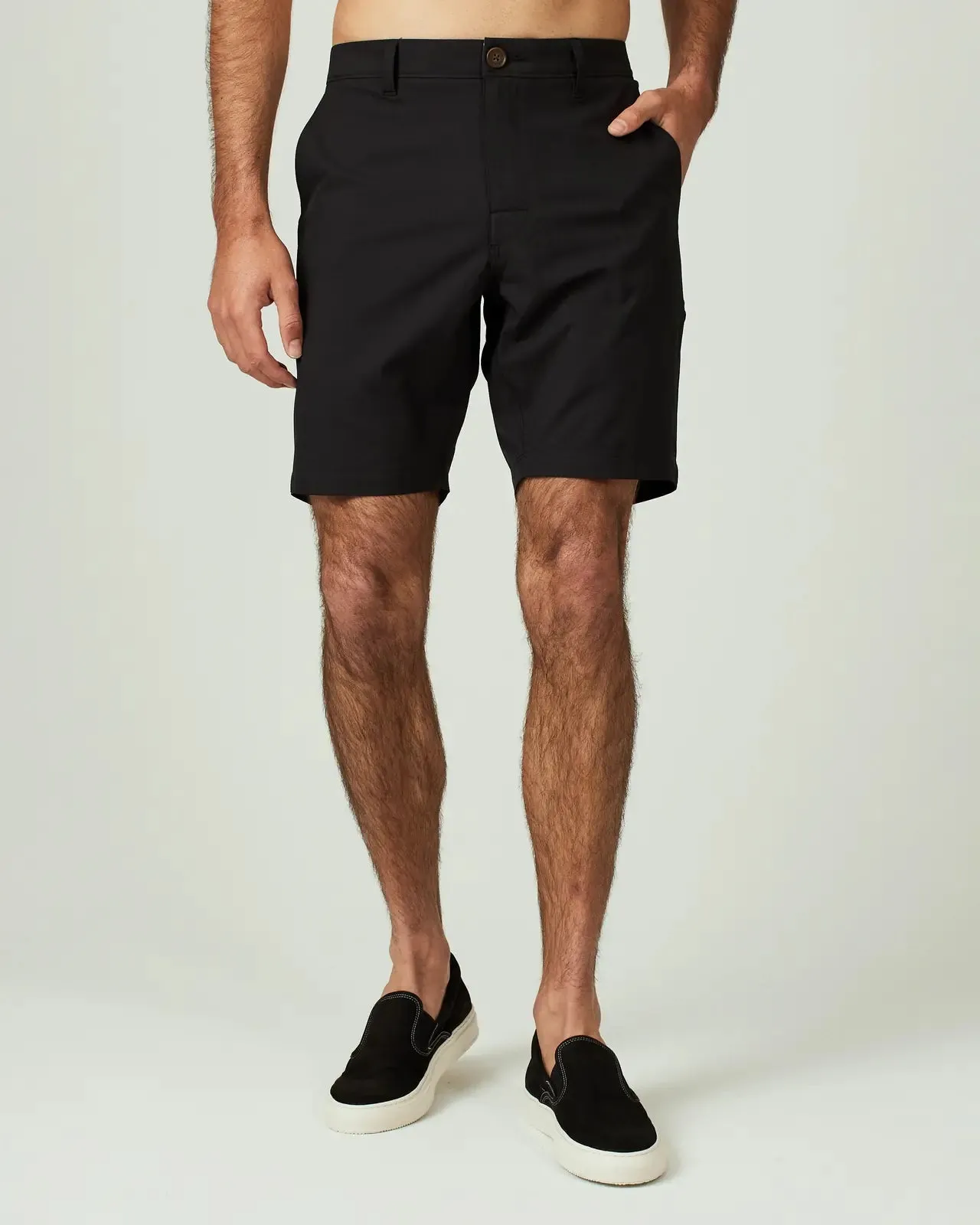 Everest 8" Short- Black- 7 Diamonds