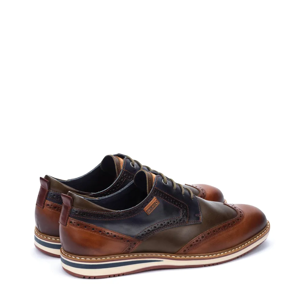 Pikolinos Men's Avila Leather Wingtip Lace Shoe in Brandy