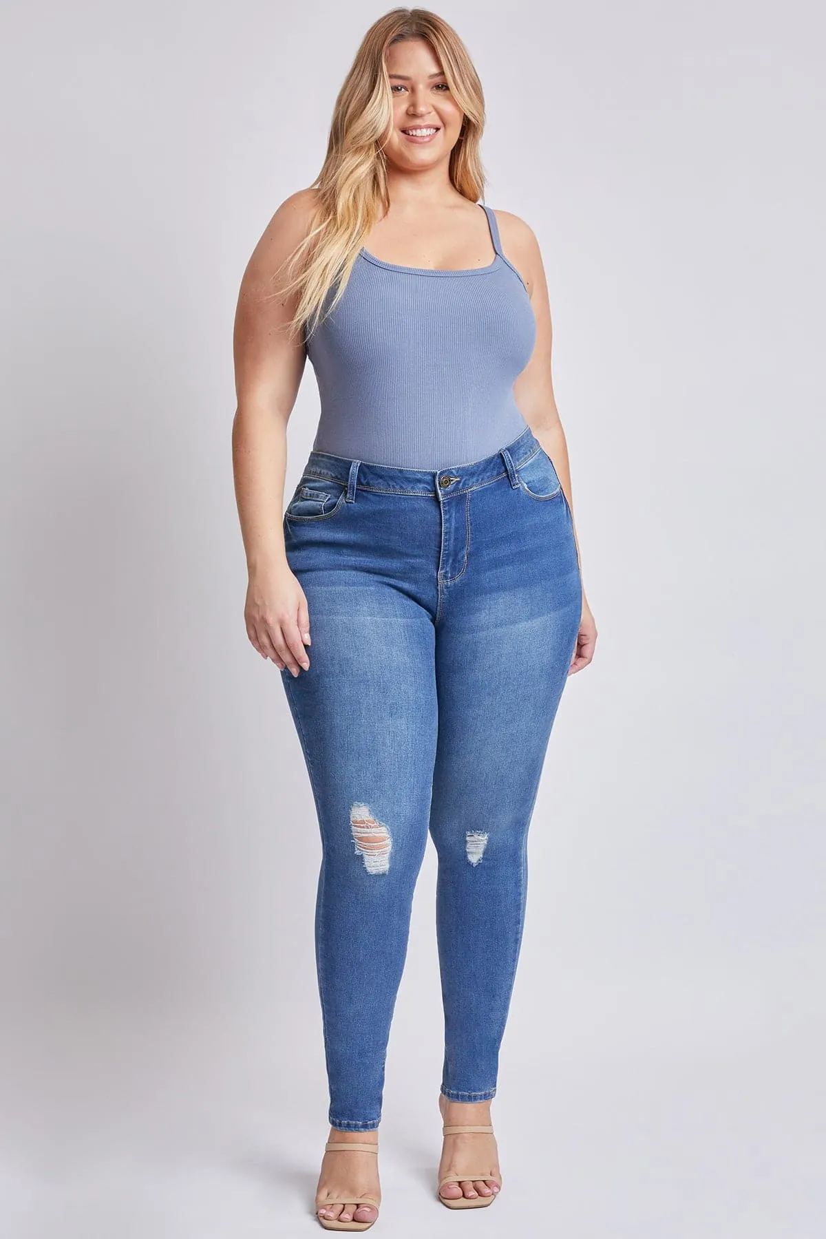 Plus Size Women's Essential  Skinny Jeans