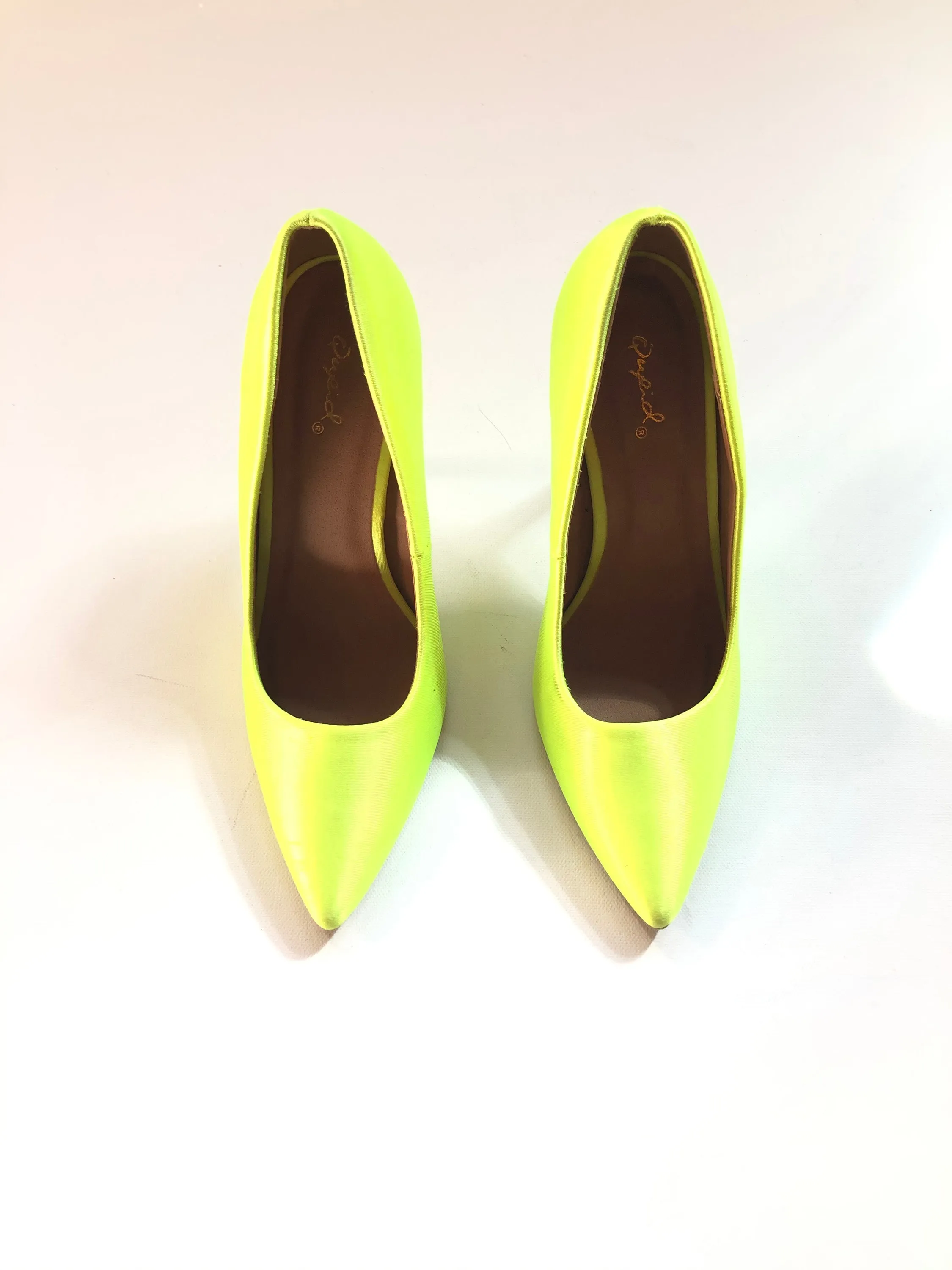 VINTAGE: Neon Pumps