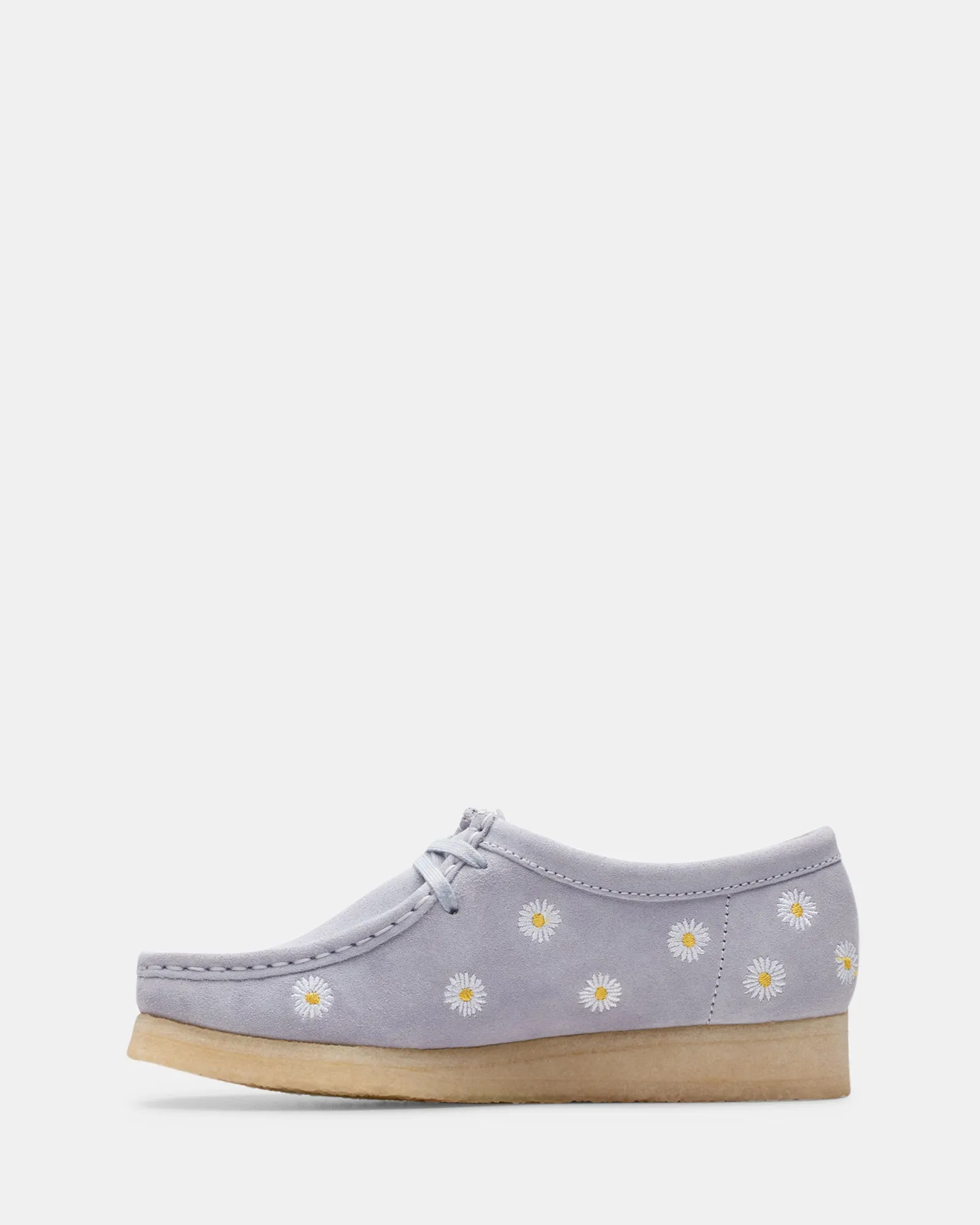 Wallabee. (W) Cloud Grey Emb